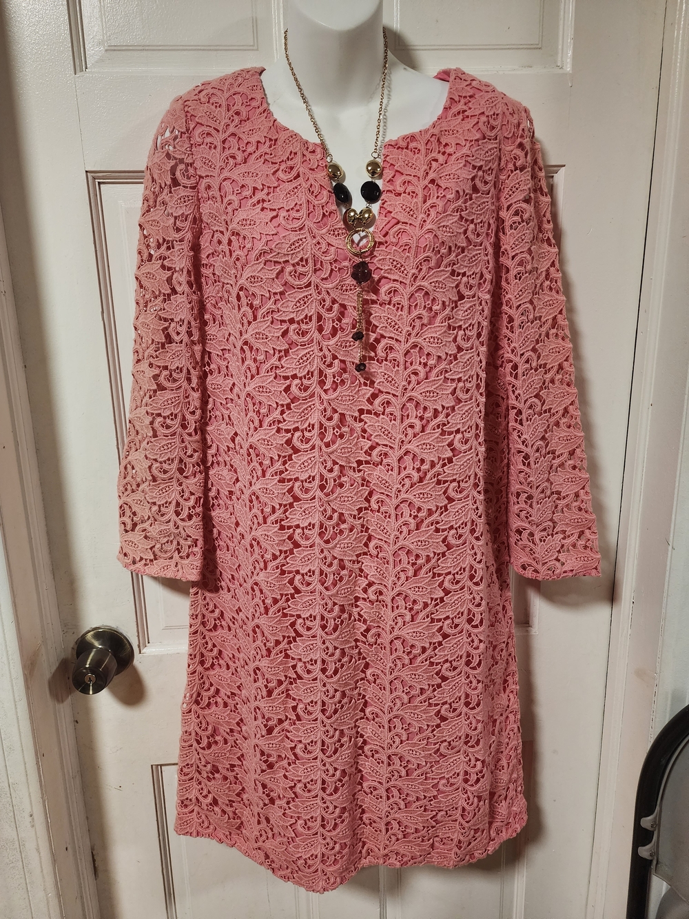 Talbots Pink Floral Lace Shift Dress Size 8 | Coral Peach Crochet Lace V-Neck 3/